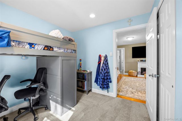 1534 12th Street, West Babylon, NY 11704