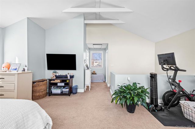 1534 12th Street, West Babylon, NY 11704