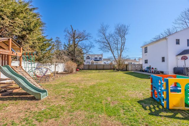 1534 12th Street, West Babylon, NY 11704