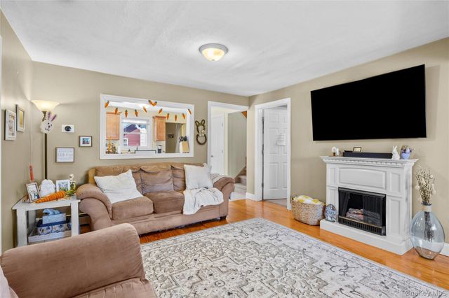 1534 12th Street, West Babylon, NY 11704