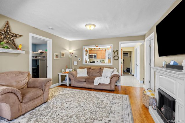 1534 12th Street, West Babylon, NY 11704