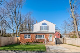 1534 12th Street, West Babylon, NY 11704