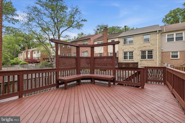 10256 FRIENDSHIP CT, Fairfax, VA 22032