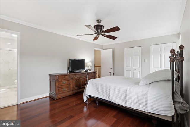 10256 FRIENDSHIP CT, Fairfax, VA 22032