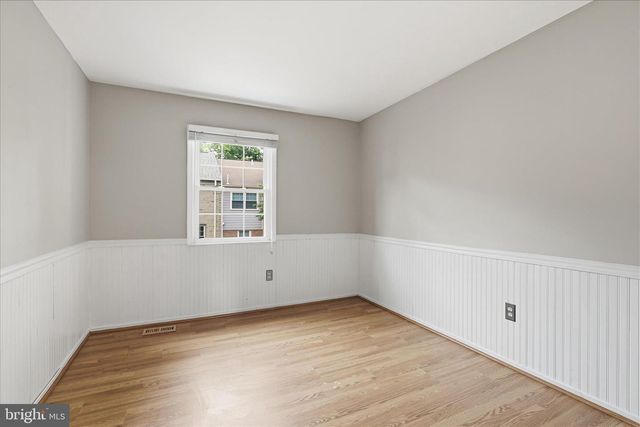 10256 FRIENDSHIP CT, Fairfax, VA 22032