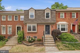 10256 FRIENDSHIP CT, Fairfax, VA 22032