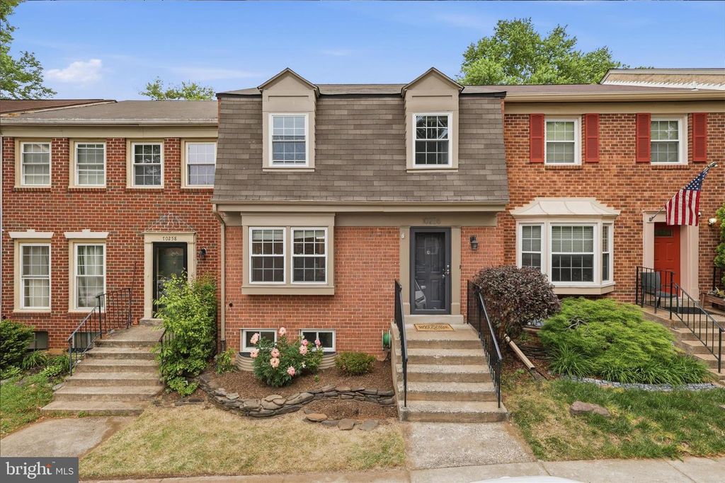 10256 FRIENDSHIP CT, Fairfax, VA 22032