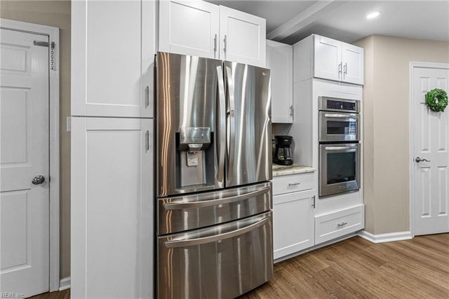 9 Terrace DR, Poquoson, VA 23662