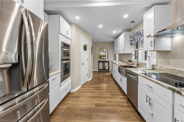 9 Terrace DR, Poquoson, VA 23662