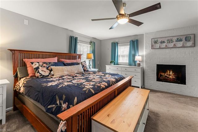 9 Terrace DR, Poquoson, VA 23662