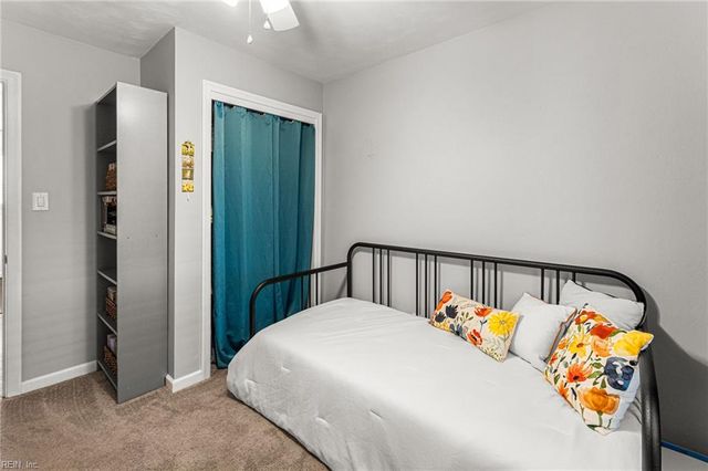 9 Terrace DR, Poquoson, VA 23662