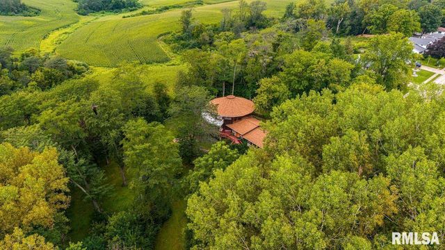 3114 ECLIPSE Street, Clinton, IA 52732