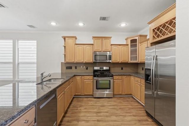 2202 Colorado Street, Houston, TX 77007