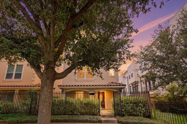 2202 Colorado Street, Houston, TX 77007
