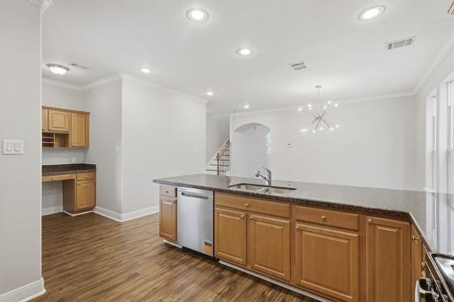 2202 Colorado Street, Houston, TX 77007