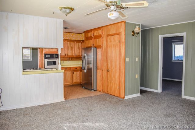 702 N 6th Street, Hugo, OK 74743