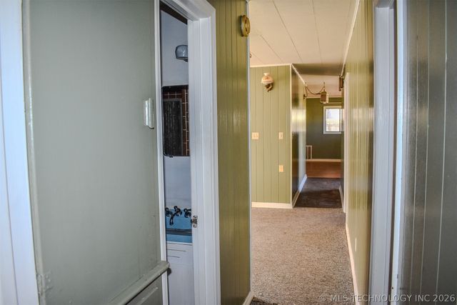 702 N 6th Street, Hugo, OK 74743