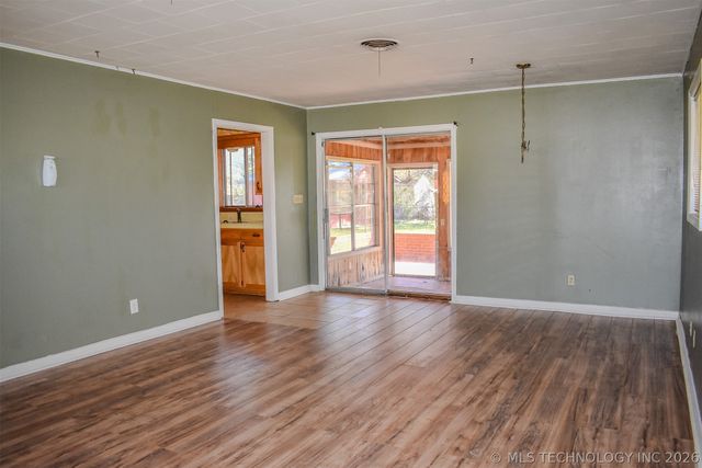 702 N 6th Street, Hugo, OK 74743