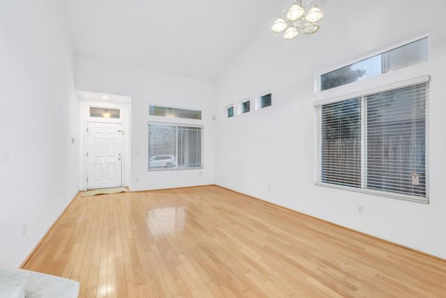 9033 Devon Crest Way, Elk Grove, CA 95624