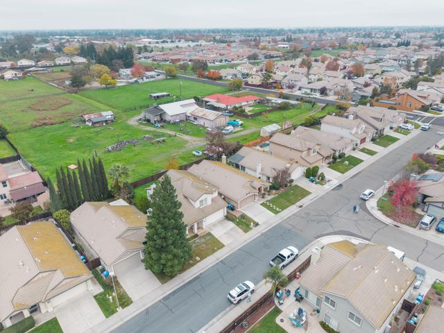9033 Devon Crest Way, Elk Grove, CA 95624