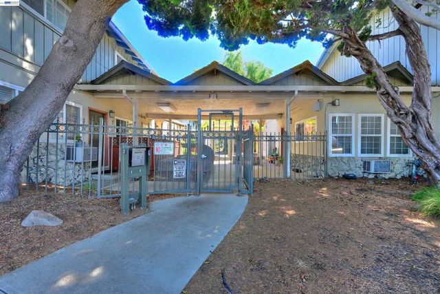 660 Fargo Ave 6, San Leandro, CA 94579