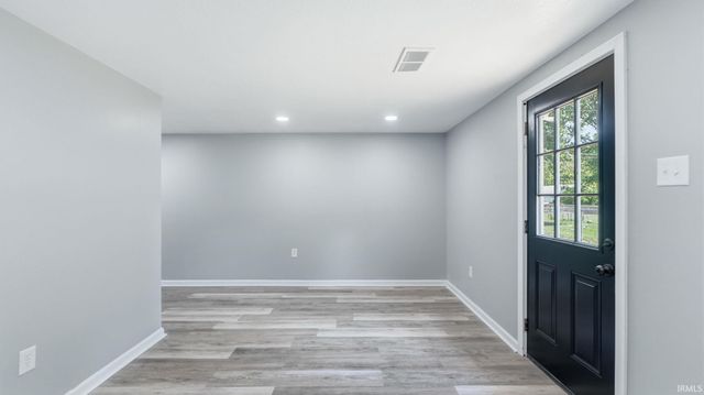 536 Courtney Drive, New Haven, IN 46774