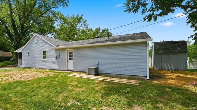 536 Courtney Drive, New Haven, IN 46774