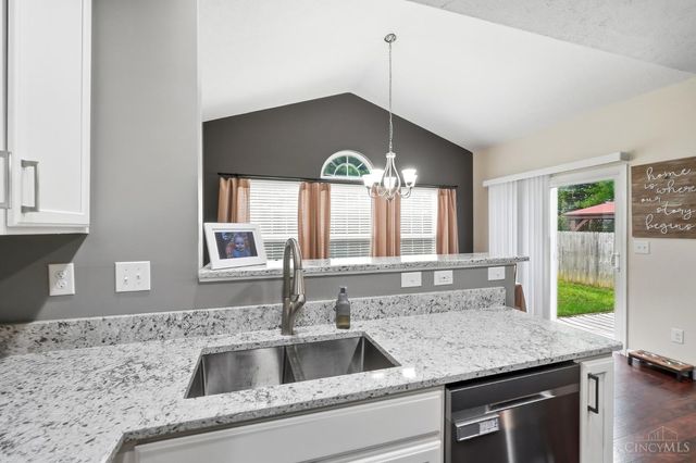 385 Indian Lake Drive, Maineville, OH 45039