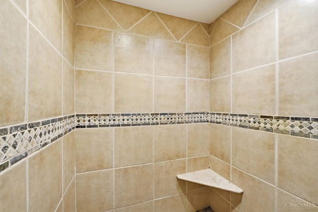 385 Indian Lake Drive, Maineville, OH 45039