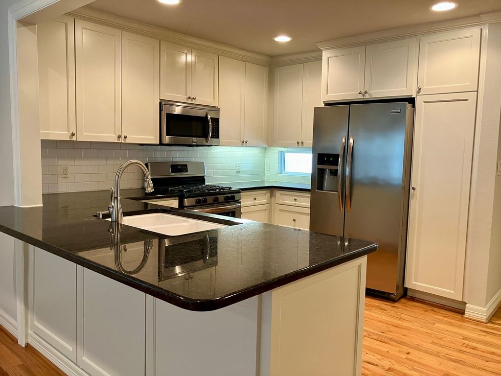 3716 Collinwood Avenue, Fort Worth, TX 76107