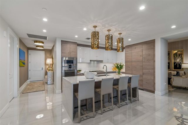 2103 BAYSHORE BOULEVARD 1203, Tampa, FL 33606