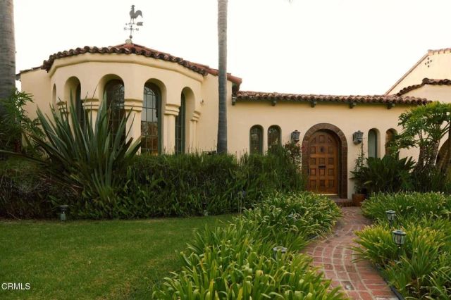 913 Burnside Avenue, Los Angeles, CA 90036