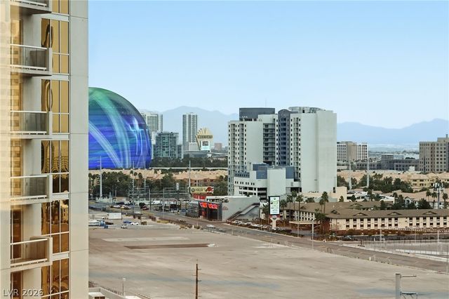 135 East Harmon Avenue 1021, Las Vegas, NV 89109