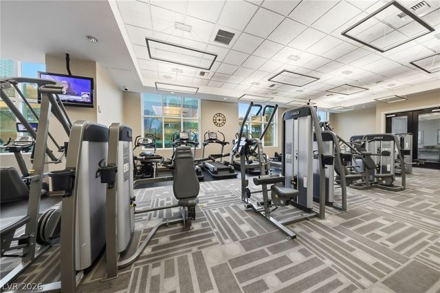 135 East Harmon Avenue 1021, Las Vegas, NV 89109