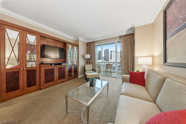 135 East Harmon Avenue 1021, Las Vegas, NV 89109