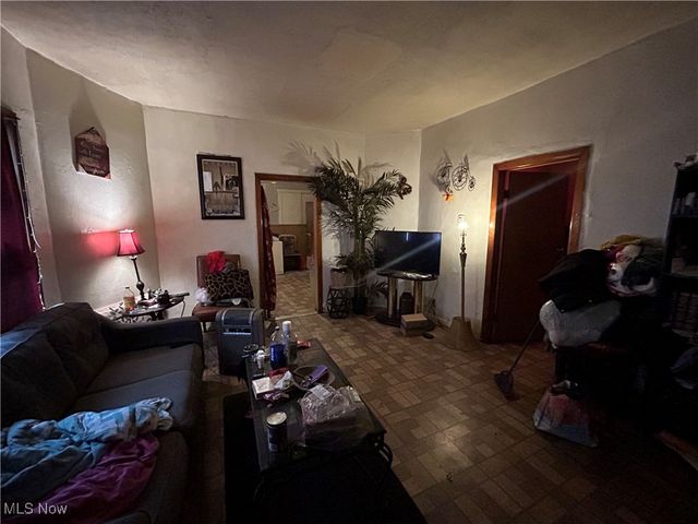 3641 E 54th Street, Cleveland, OH 44105