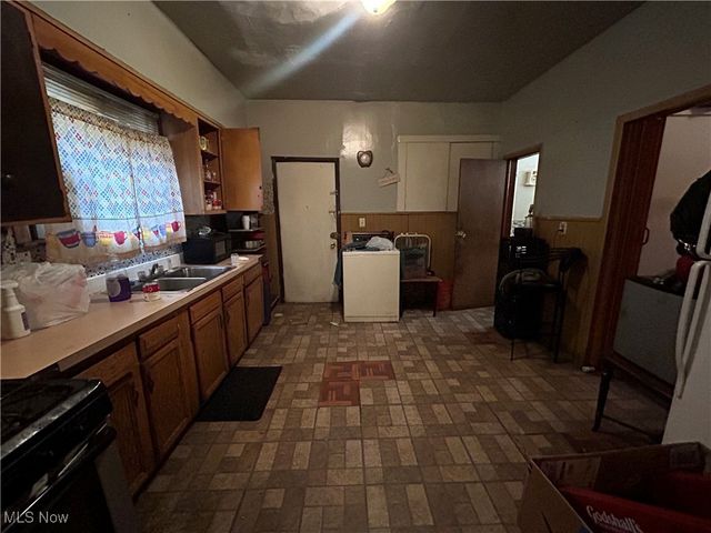 3641 E 54th Street, Cleveland, OH 44105