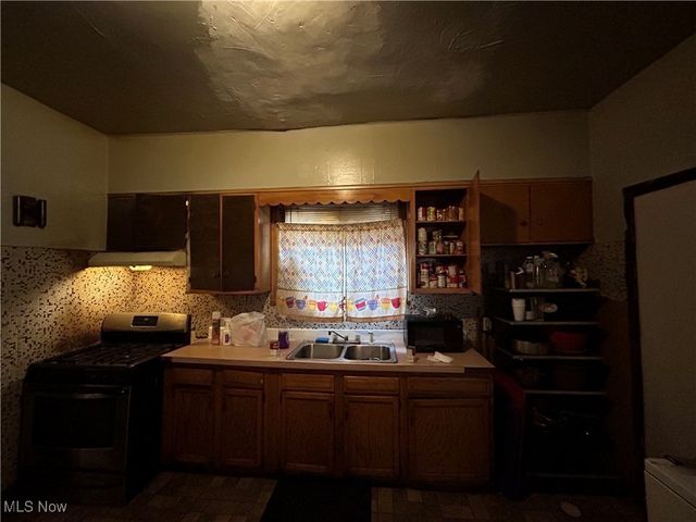 3641 E 54th Street, Cleveland, OH 44105