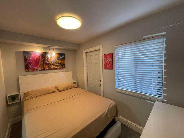 824 NE 4th Street 3, Fort Lauderdale, FL 33301