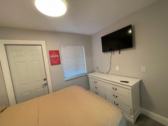 824 NE 4th Street 3, Fort Lauderdale, FL 33301