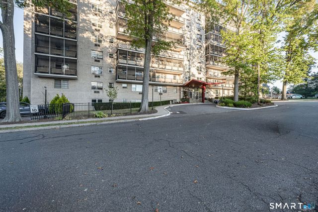 80 Cartright Street 8E, Bridgeport, CT 06604