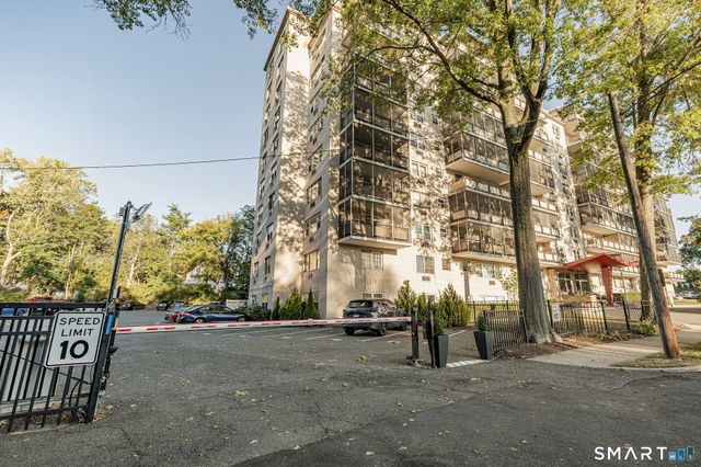 80 Cartright Street 8E, Bridgeport, CT 06604