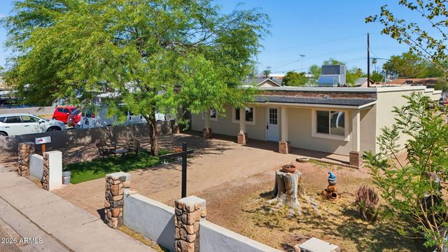 3226 W TAYLOR Street, Phoenix, AZ 85009