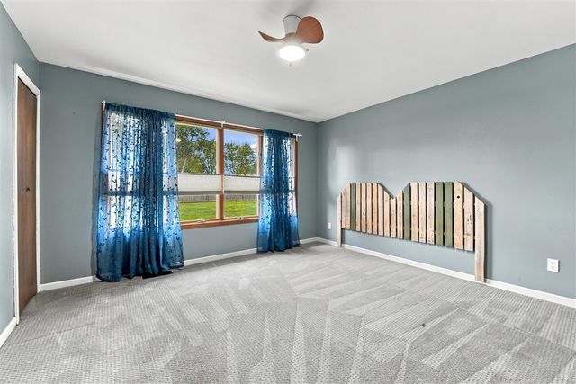 24368 Sylvan Avenue, Brownstown, MI 48134