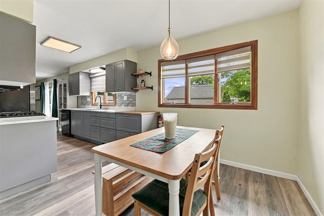 24368 Sylvan Avenue, Brownstown, MI 48134