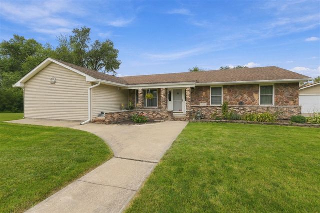 24368 Sylvan Avenue, Brownstown, MI 48134