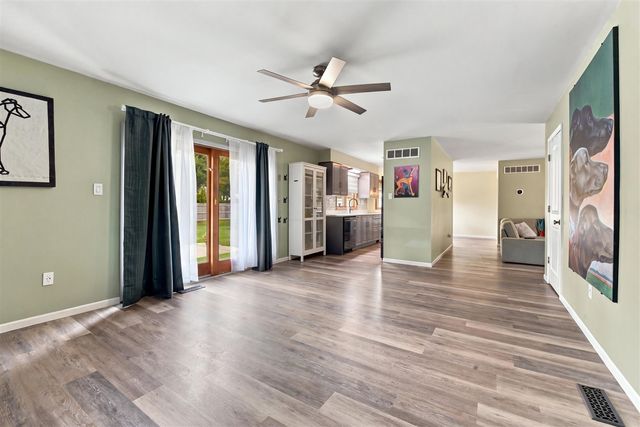 24368 Sylvan Avenue, Brownstown, MI 48134