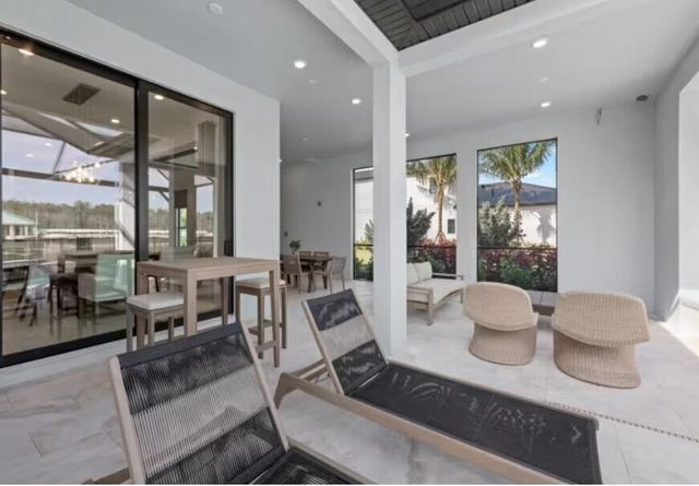 13718 Dalrada Avenue Brixton 52, Palm Beach Gardens, FL 33418