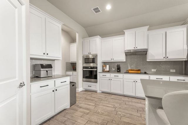 805 Pea Eye Drive, Midlothian, TX 76065