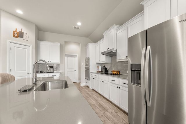 805 Pea Eye Drive, Midlothian, TX 76065